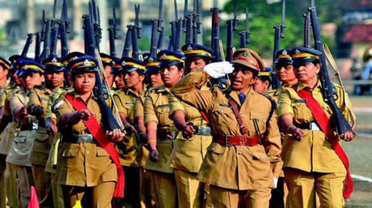 Parliament panel asks MHA to increase women in Delhi Police to 33 per cent